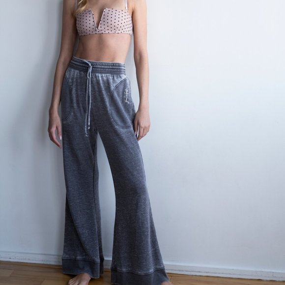 Free People Pants - FREE PEOPLE Cozy Cool Girl Lounge Pants in Black